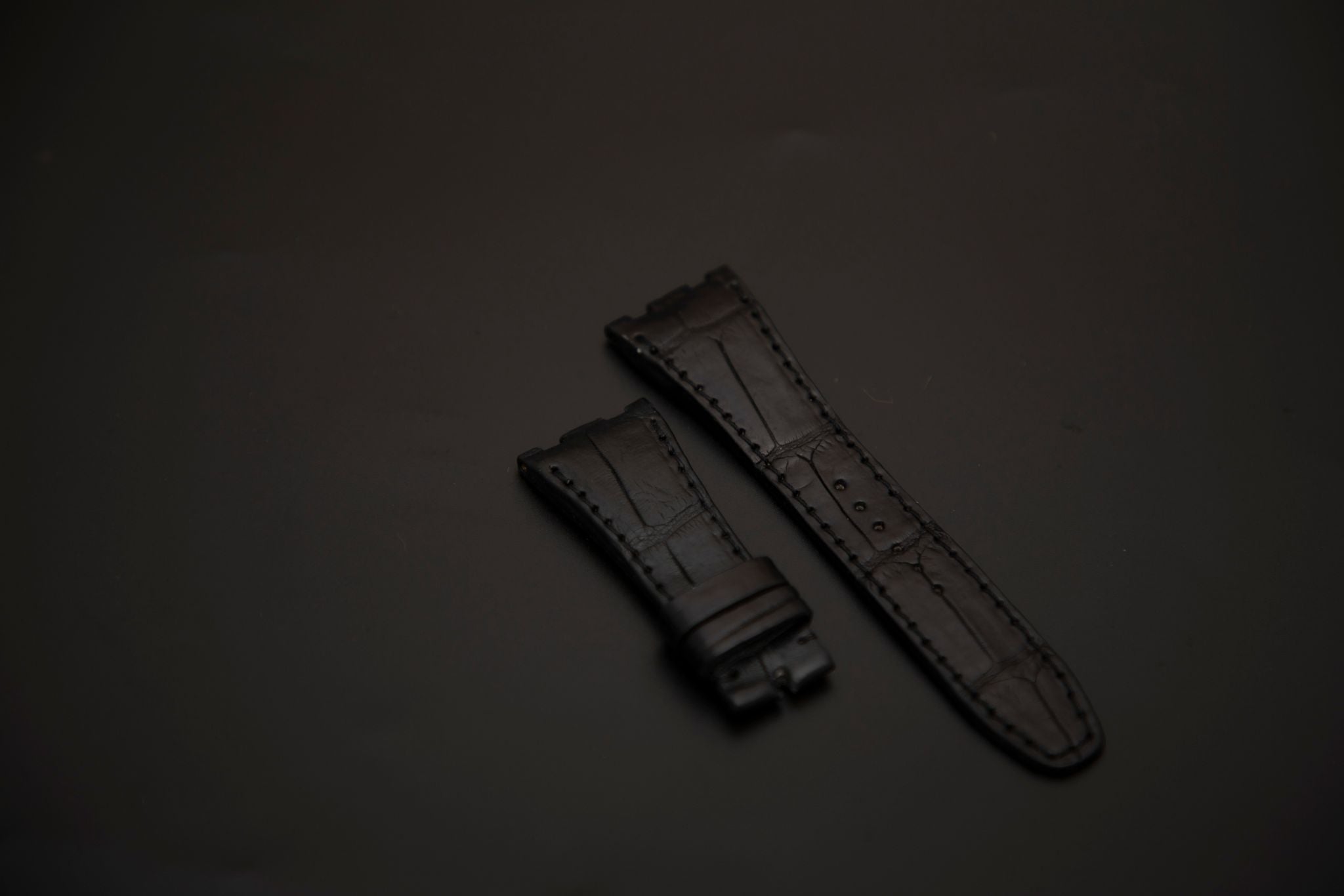 BLACK CROCODILE BELLY LEATHER STRAP