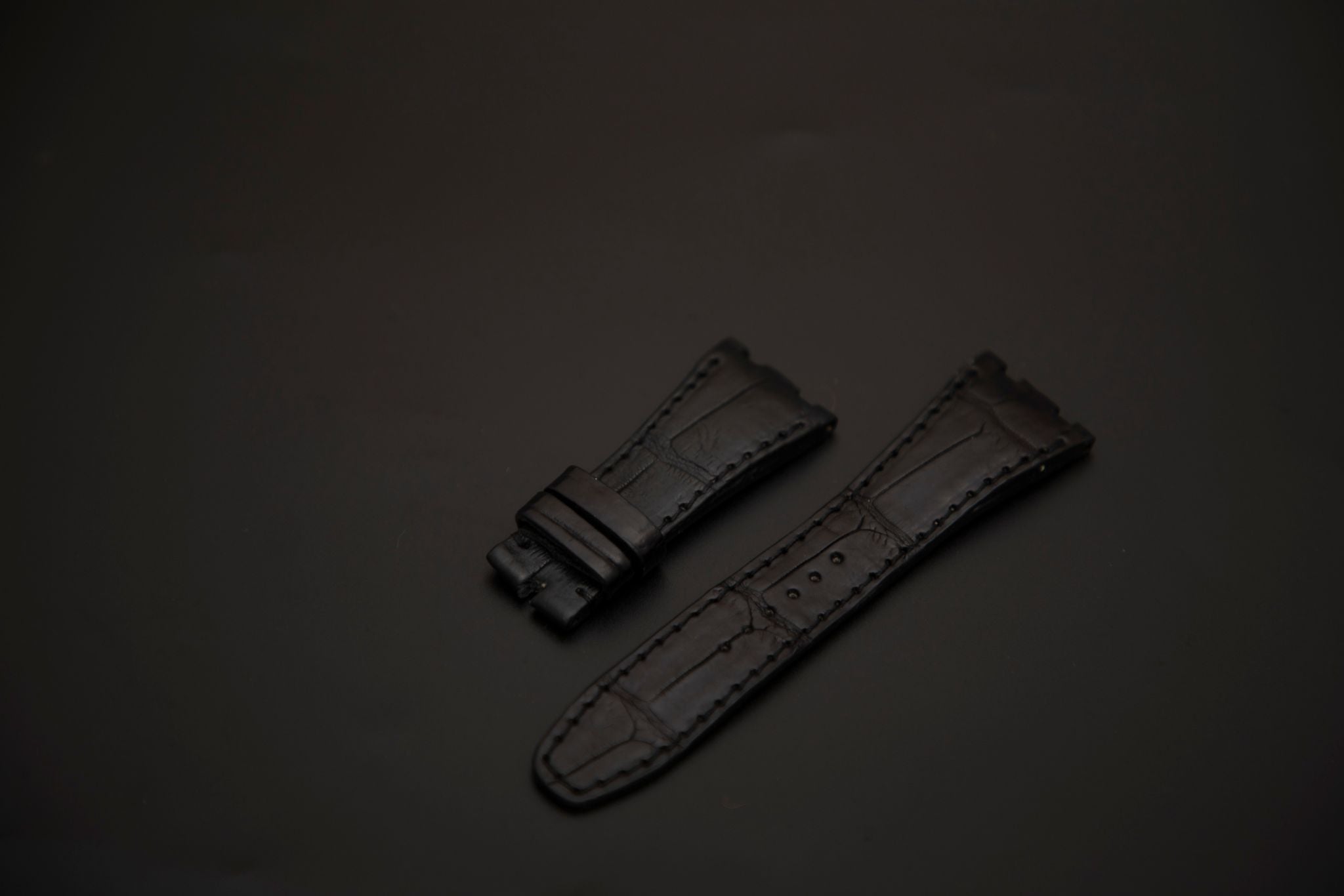 BLACK CROCODILE BELLY LEATHER STRAP
