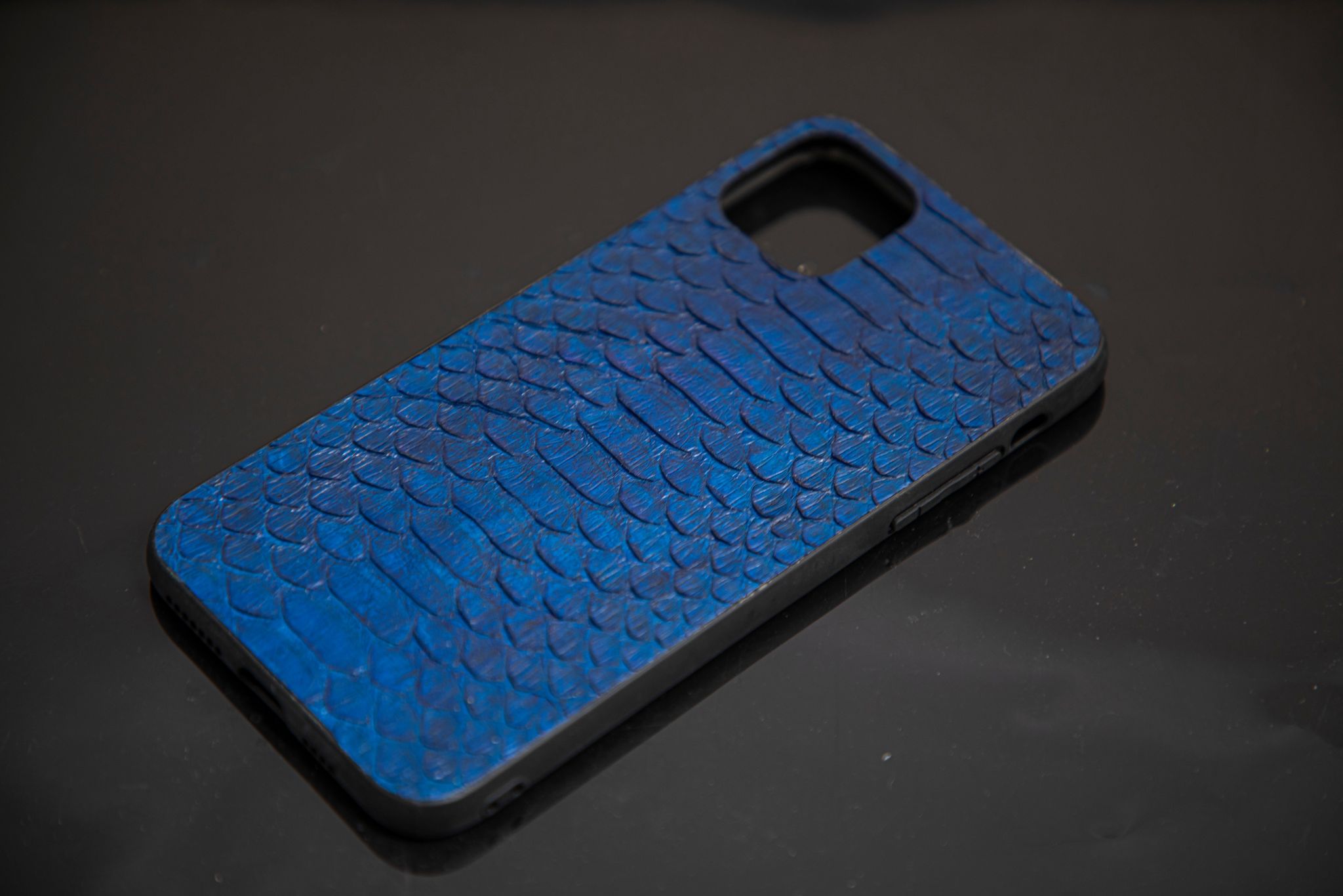 BLUE PYTHON LEATHER PHONE CASE