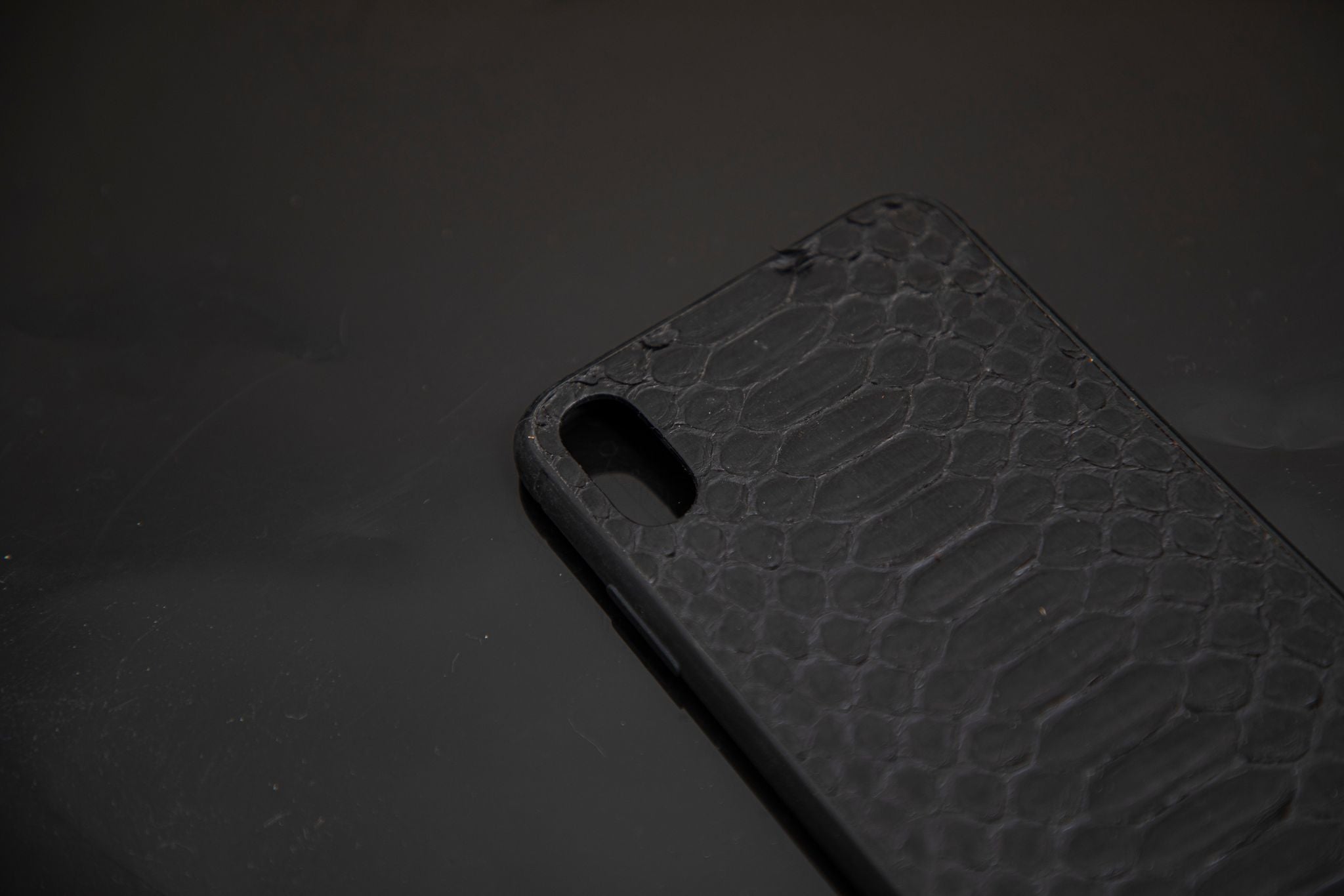 BLACK PYTHON LEATHER PHONE CASE