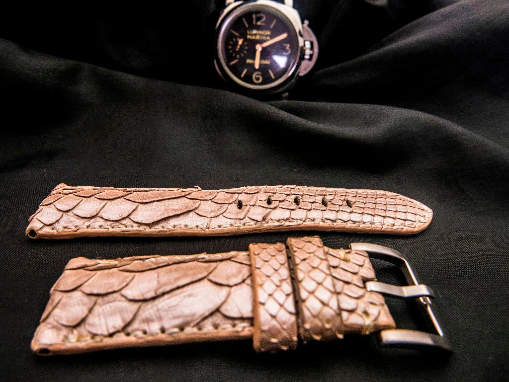 PINK PYTHON LEATHER STRAP - Lac Crado