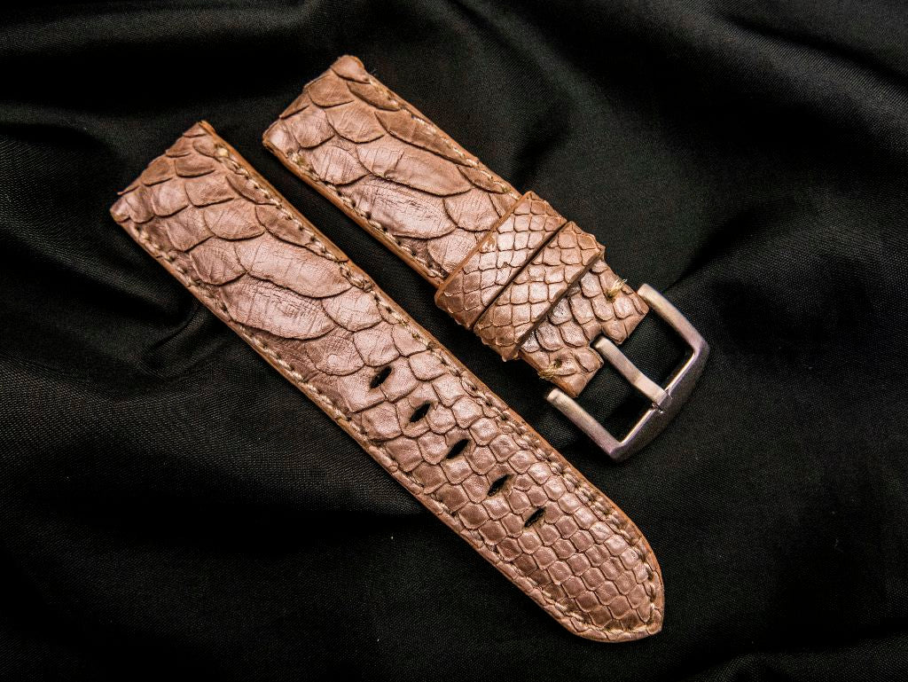 PINK PYTHON LEATHER STRAP - Lac Crado