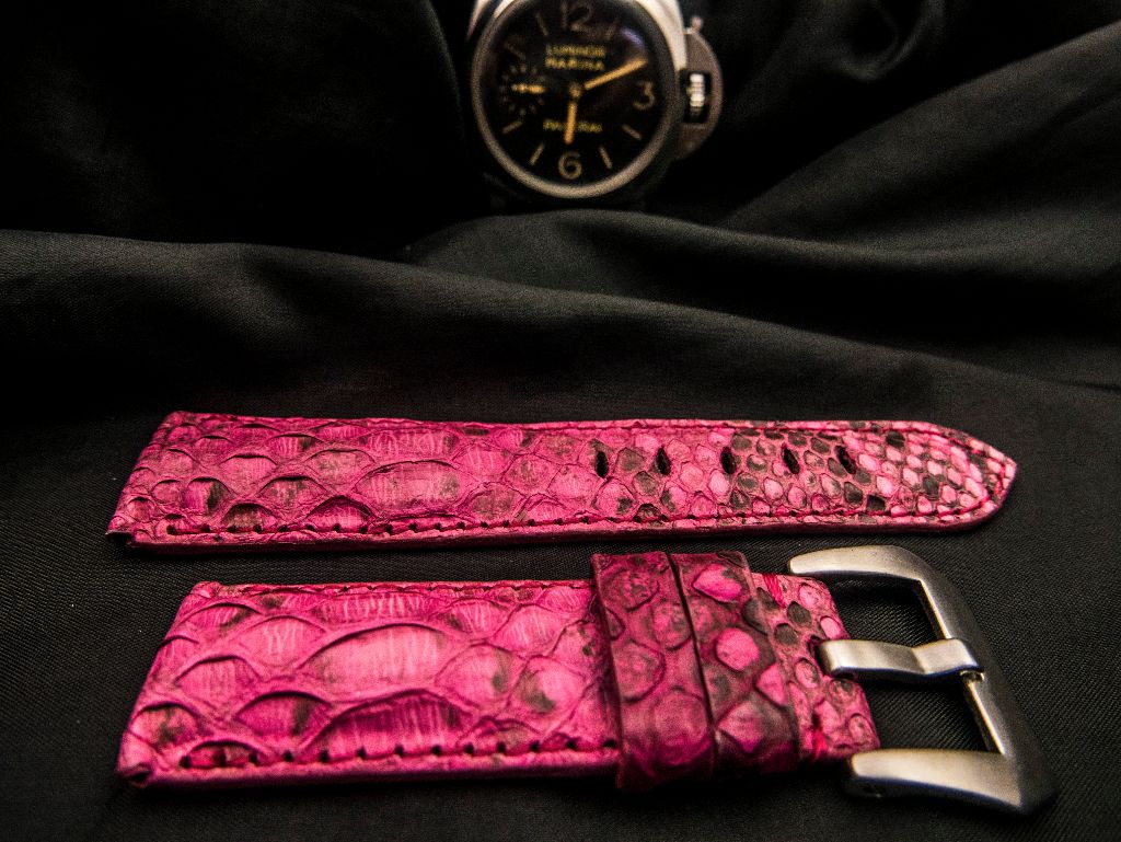 PINK PYTHON LEATHER STRAP - Lac Crado