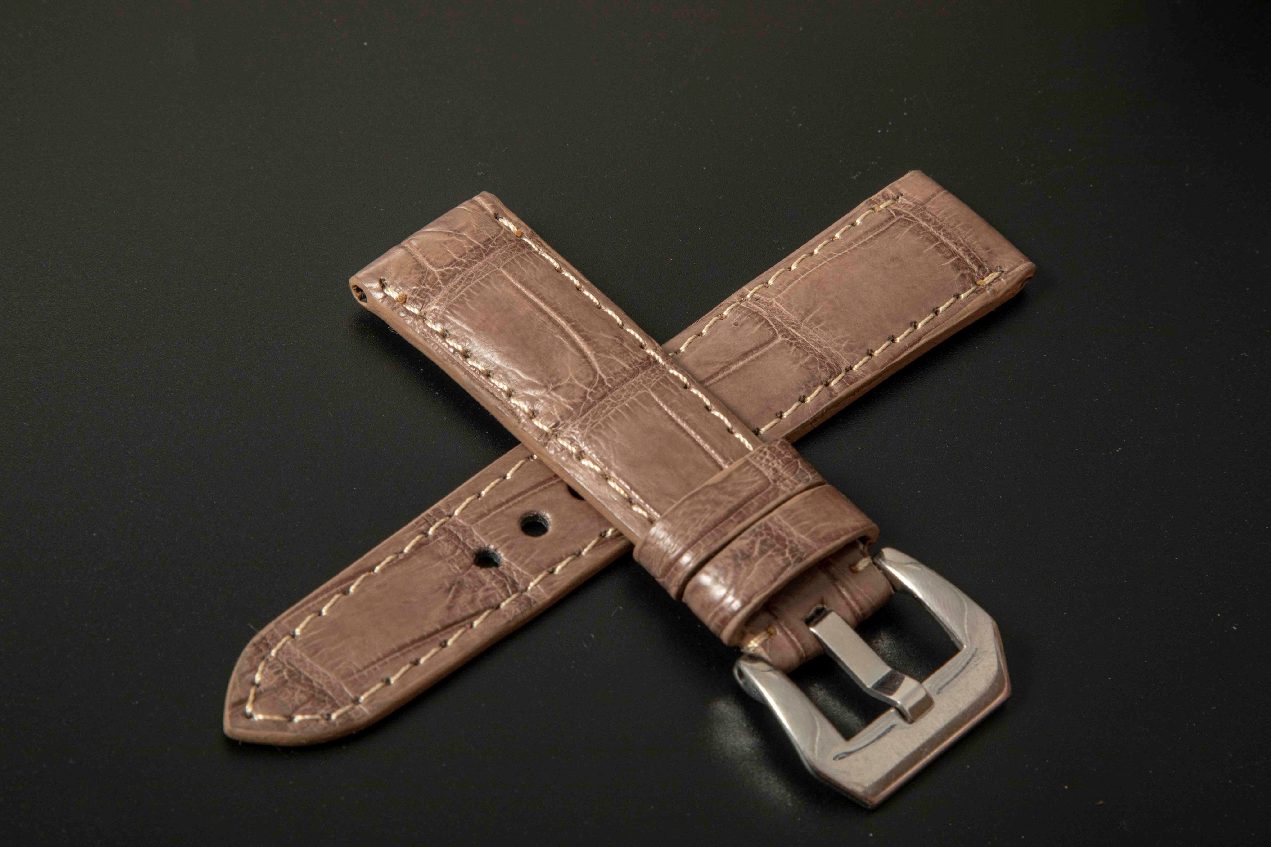 BEIGE CROCODILE BELLY LEATHER STRAP