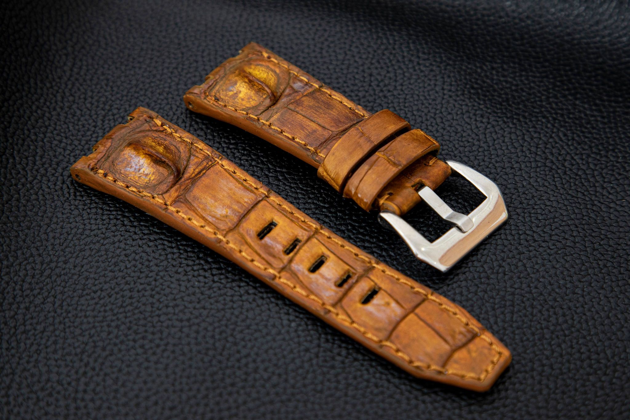 ROSE GOLD CROCODILE HORNBACK LEATHER STRAP