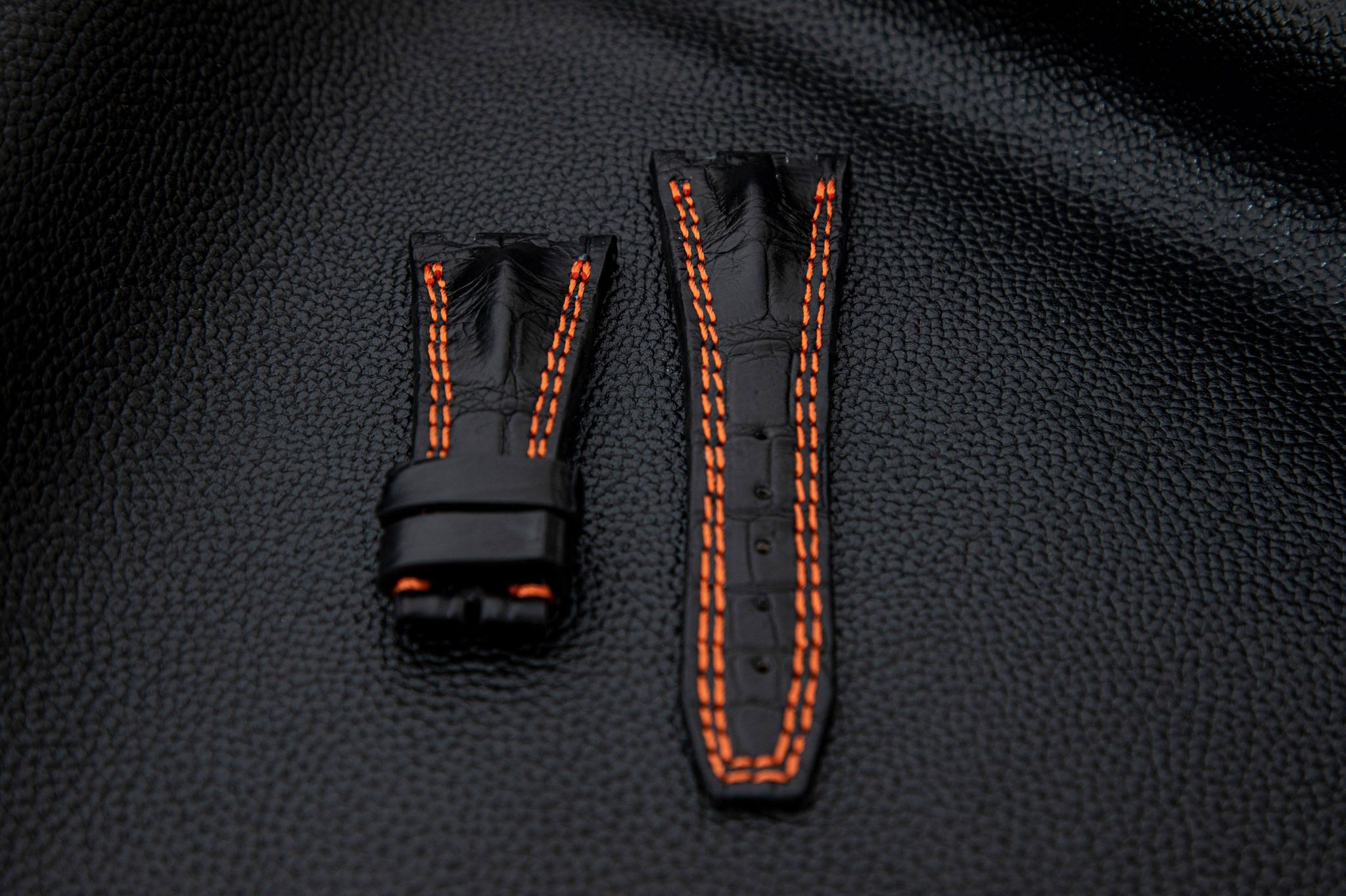 BLACK CROCODILE HORNBACK LEATHER STRAP