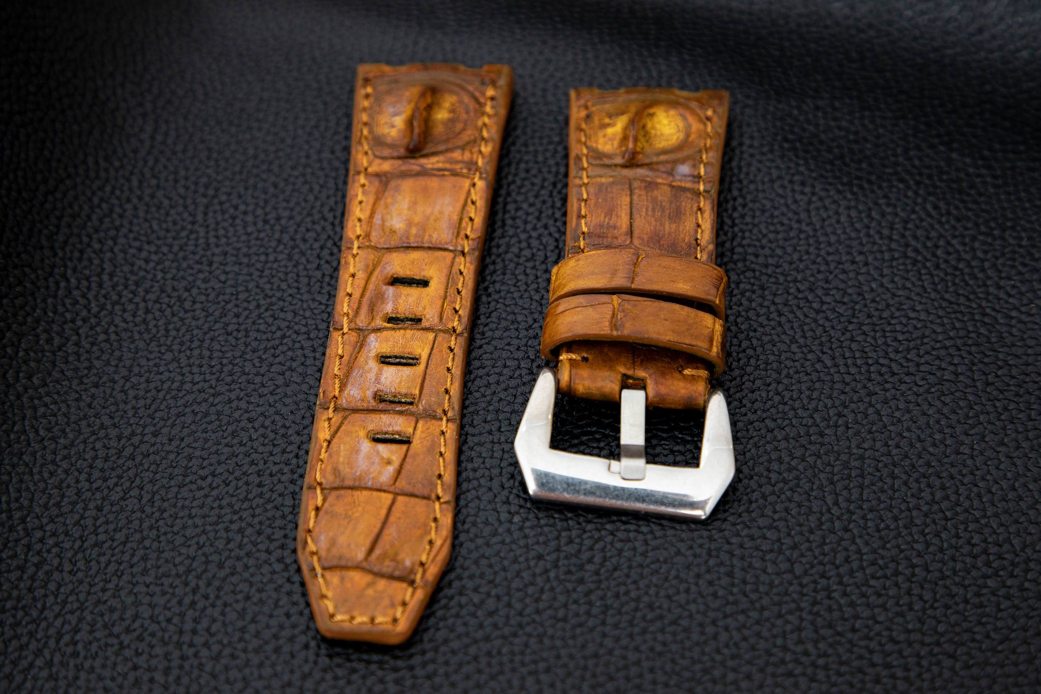 ROSE GOLD CROCODILE HORNBACK LEATHER STRAP