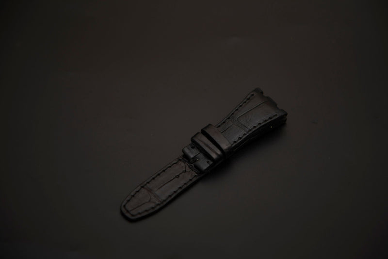 BLACK CROCODILE BELLY LEATHER STRAP