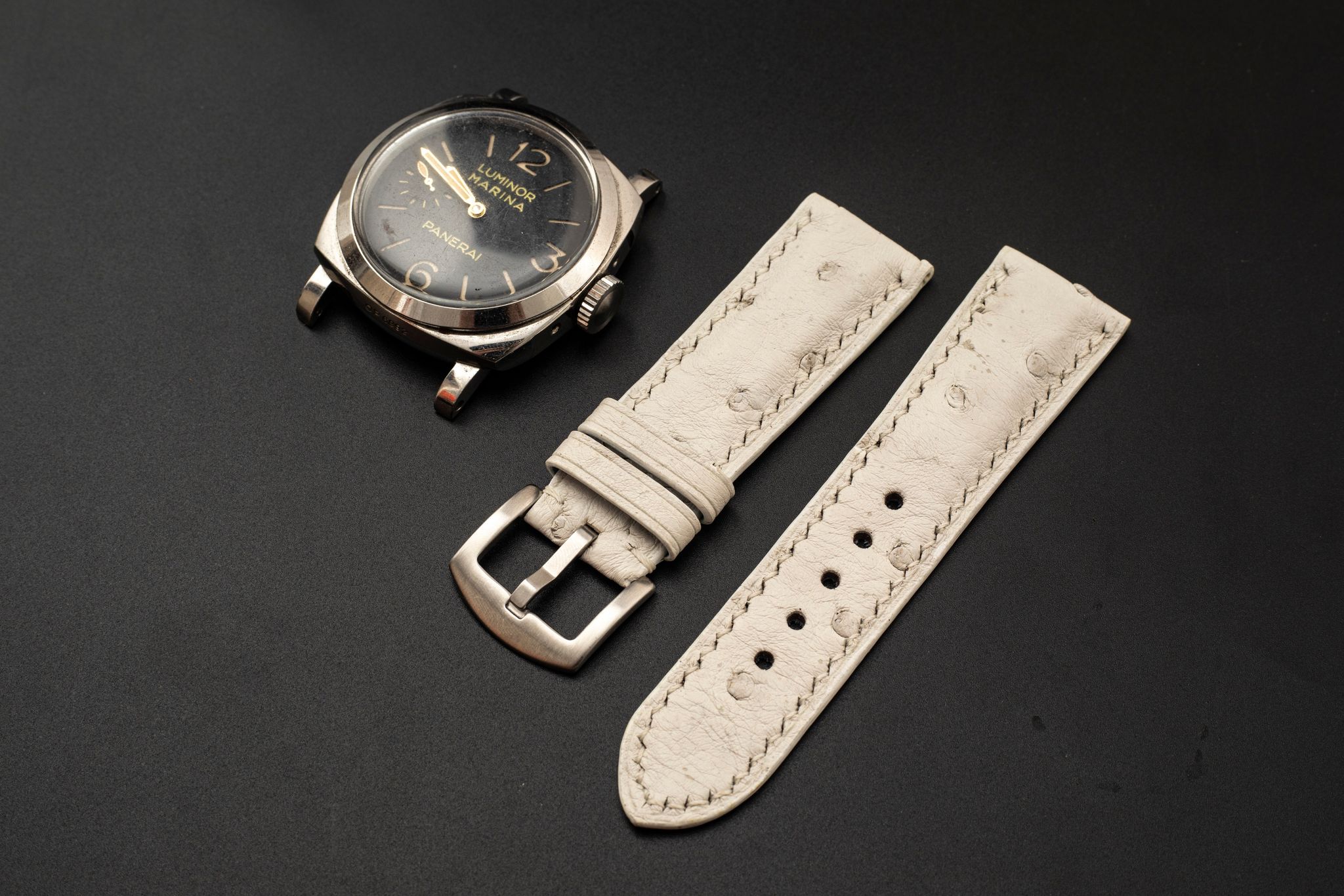 WHITE OSTRICH LEATHER STRAP