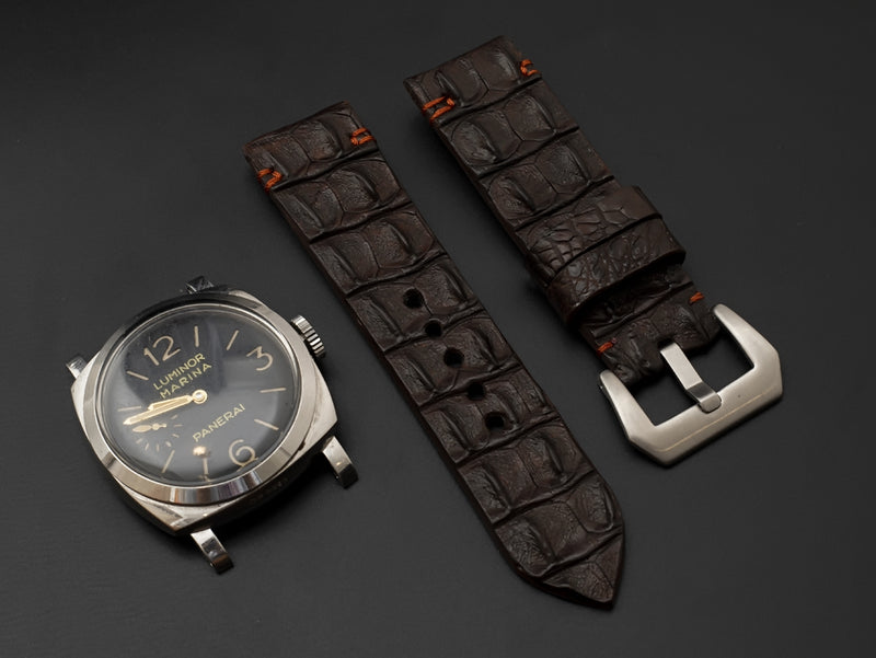 BROWN CROCODILE HORNBACK LEATHER STRAP