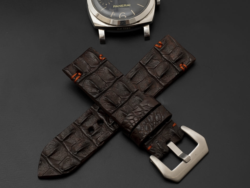 BROWN CROCODILE HORNBACK LEATHER STRAP