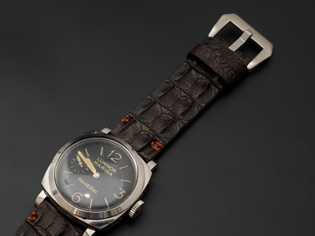 BROWN CROCODILE HORNBACK LEATHER STRAP
