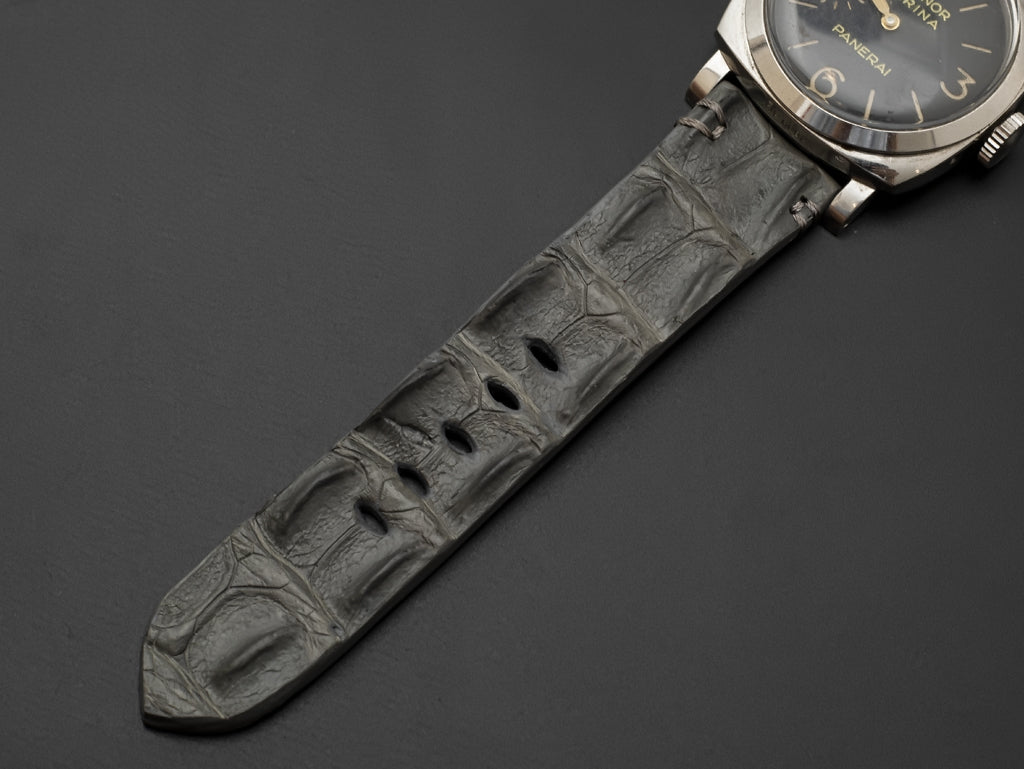 GREY CROCODILE HORNBACK LEATHER STRAP