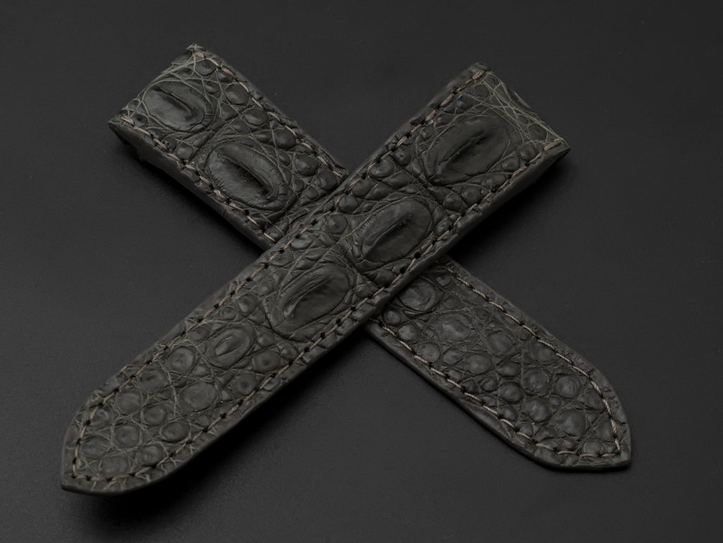 GREY CROCODILE HORNBACK LEATHER STRAP