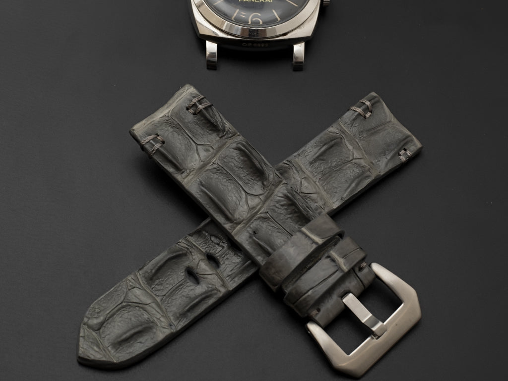 GREY CROCODILE HORNBACK LEATHER STRAP