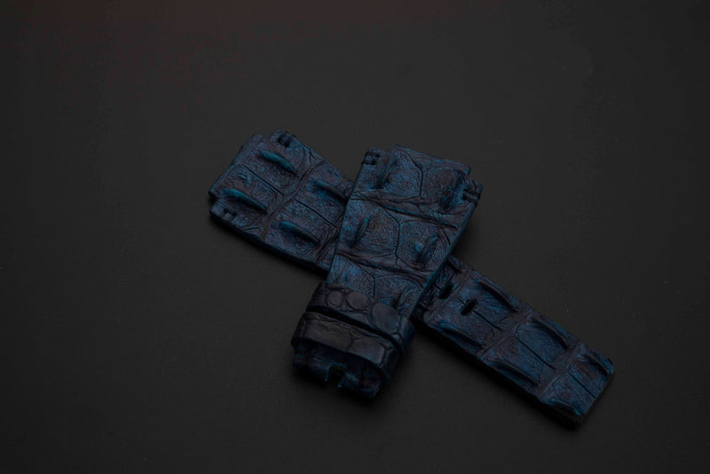 BLUE CROCODILE HORNBACK LEATHER STRAP