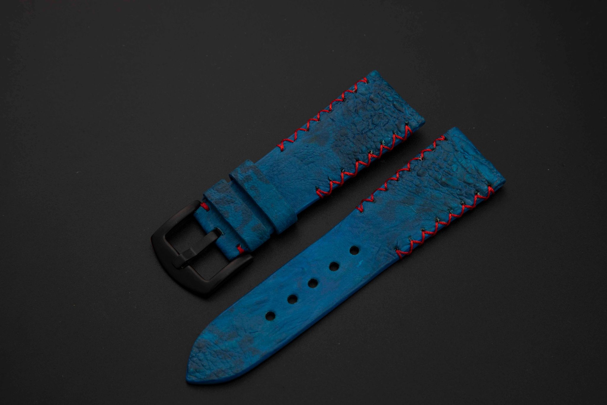 BLUE TOAD LEATHER STRAP