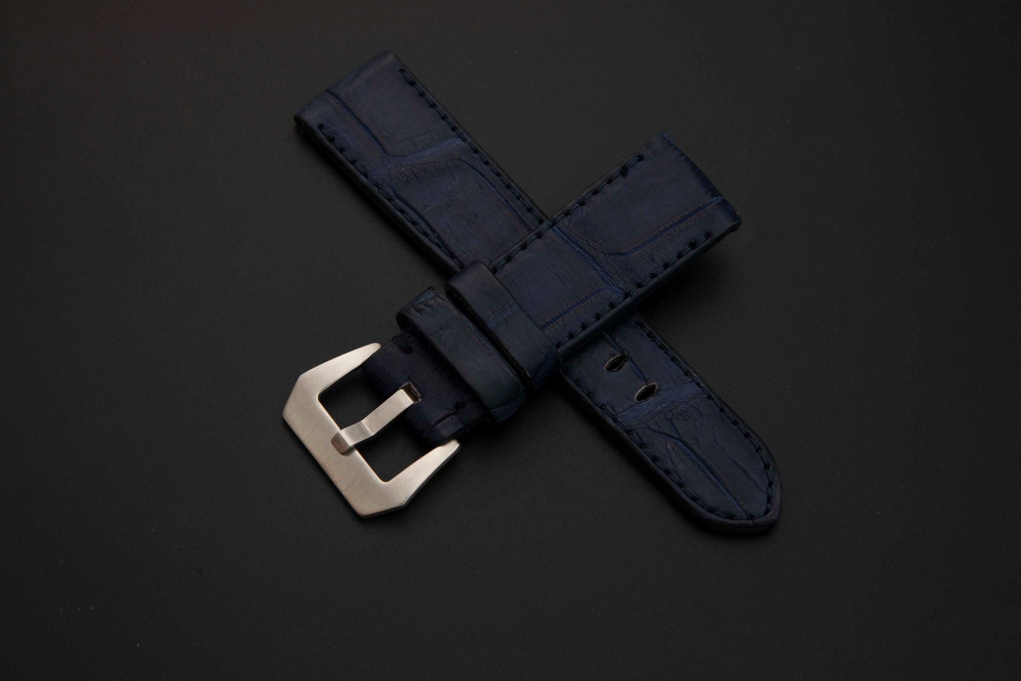 BLUE CROCODILE BELLY LEATHER STRAP