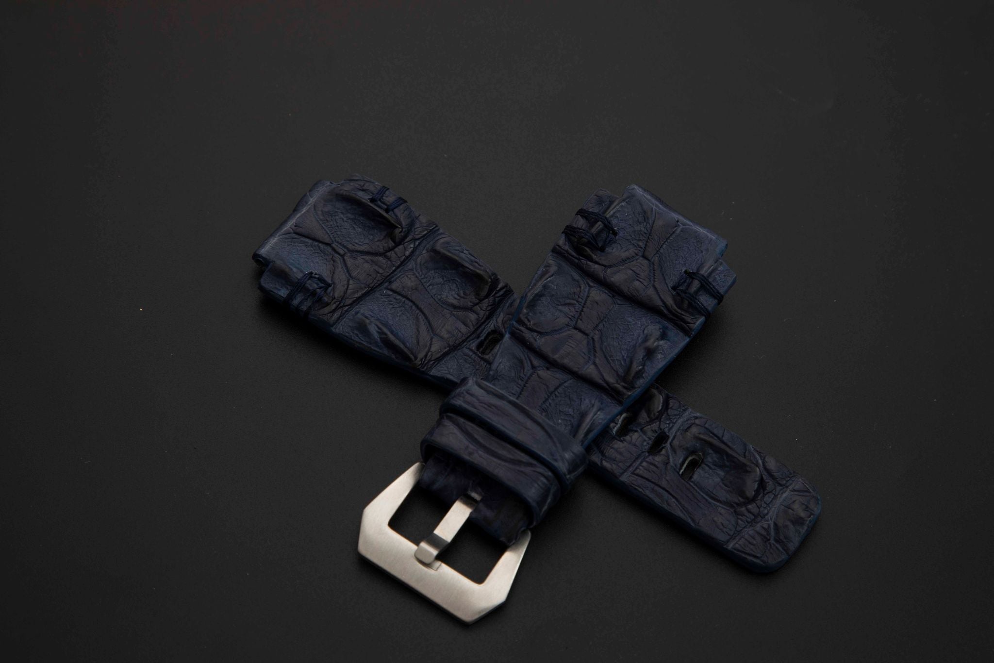 BLUE CROCODILE HORNBACK LEATHER STRAP