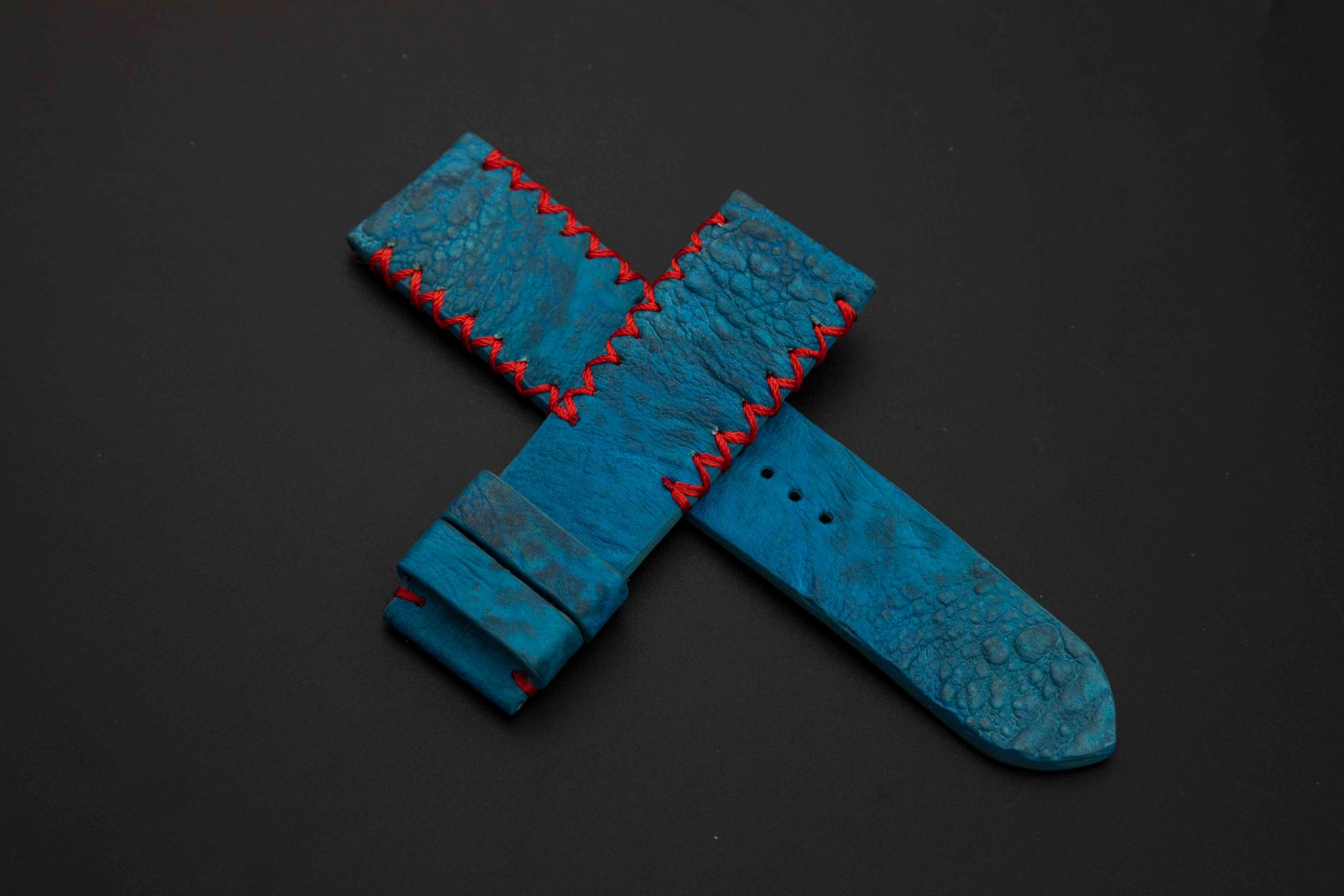 BLUE TOAD LEATHER STRAP