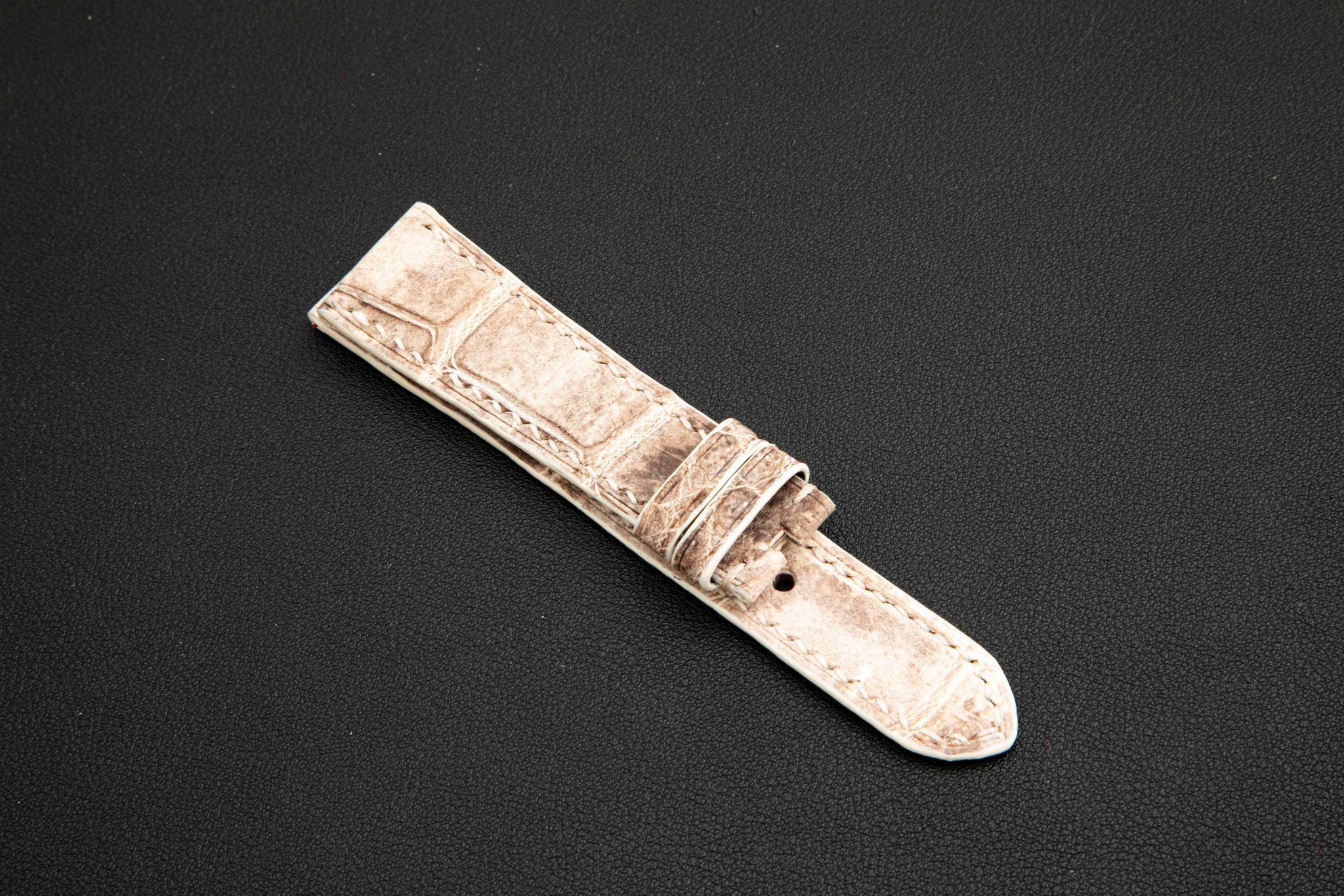 HIMALAYA CROCODILE BELLY LEATHER STRAP