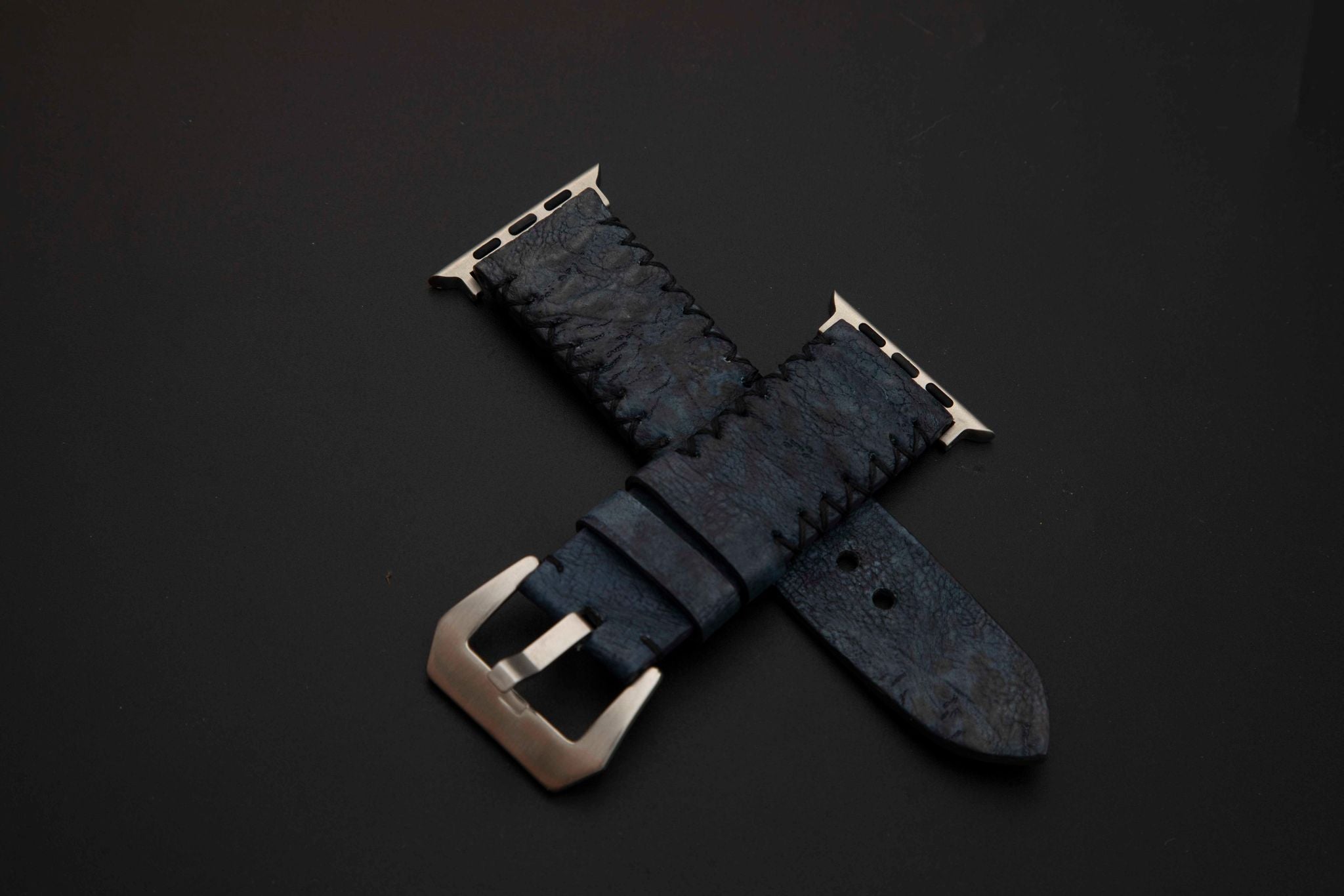 BLUE TOAD LEATHER STRAP