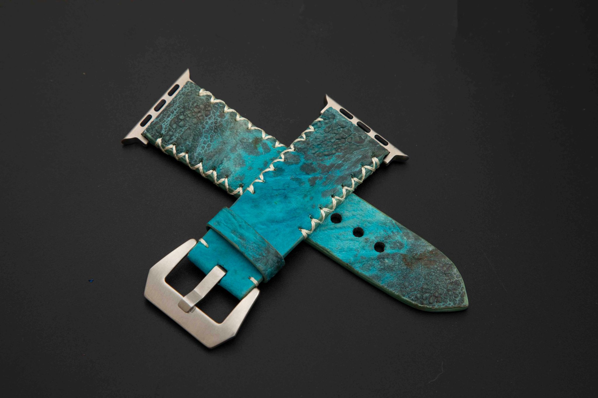 BLUE TOAD LEATHER STRAP