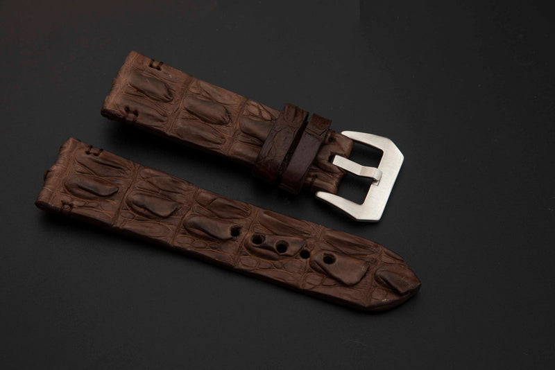 BROWN CROCODILE HORNBACK LEATHER STRAP