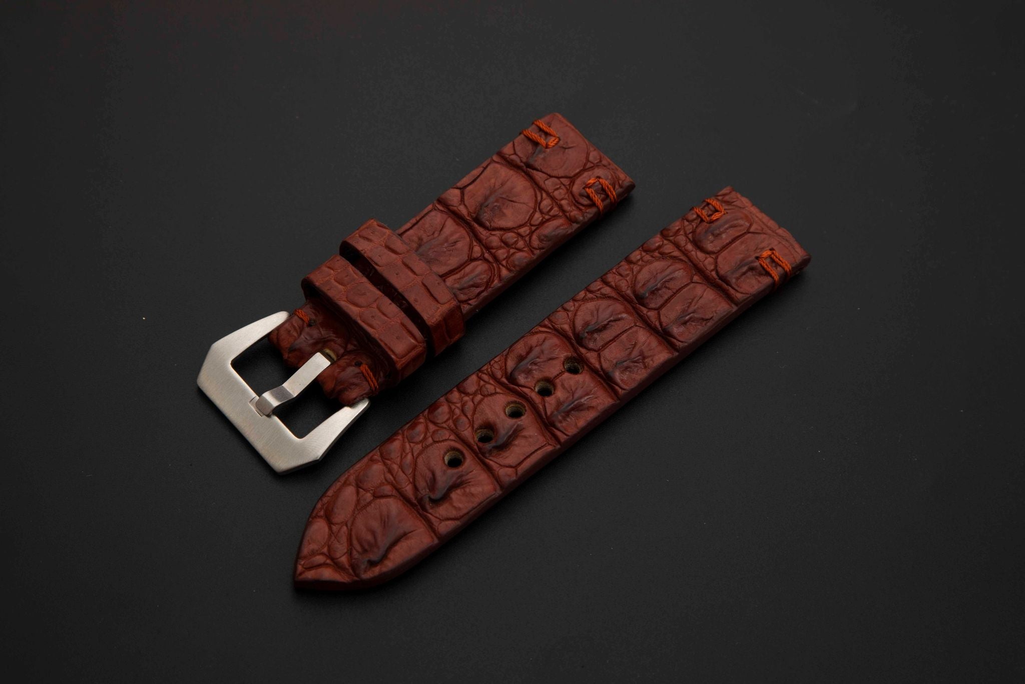 BROWN CROCODILE HORNBACK LEATHER STRAP