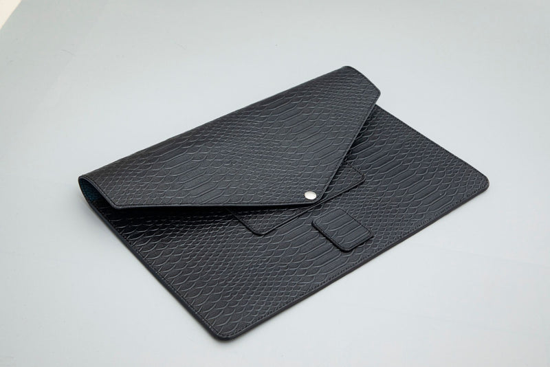 BLACK HANDMADE GENUINE CALF LAPTOP SLEEVE