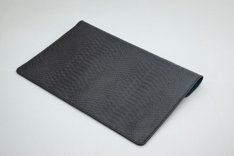 BLACK HANDMADE GENUINE CALF LAPTOP SLEEVE