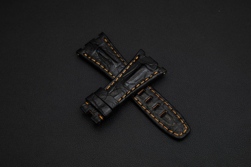 BLACK CROCODILE HORNBACK LEATHER STRAP