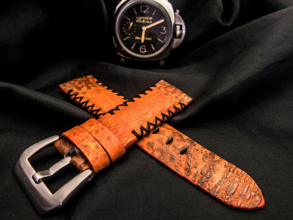 ORANGE TOAD LEATHER STRAP - Lac Crado 