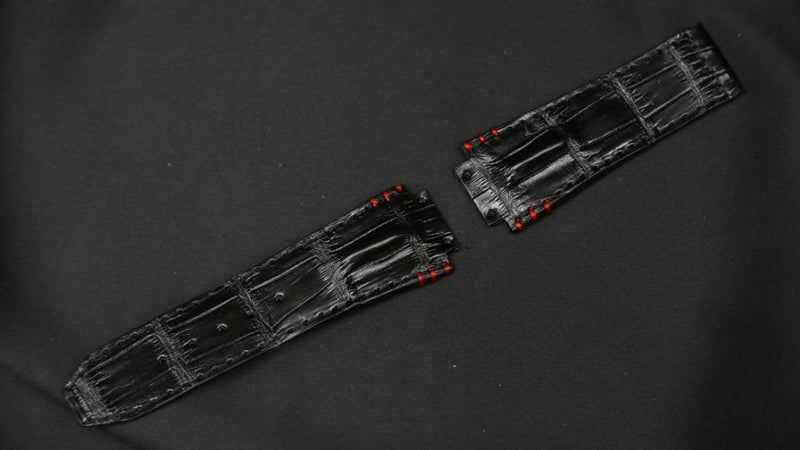 BLACK CROCODILE HORNBACK LEATHER STRAP