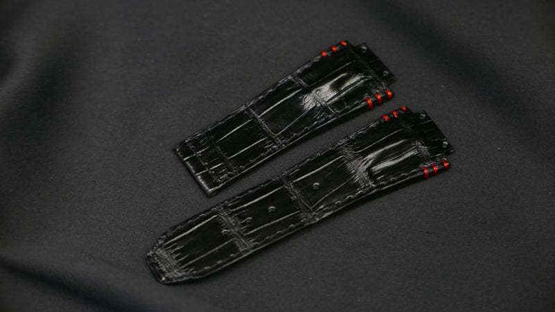 BLACK CROCODILE HORNBACK LEATHER STRAP